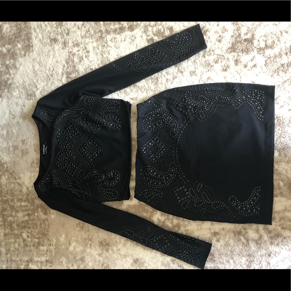 Bebe crop top and a skirt size S